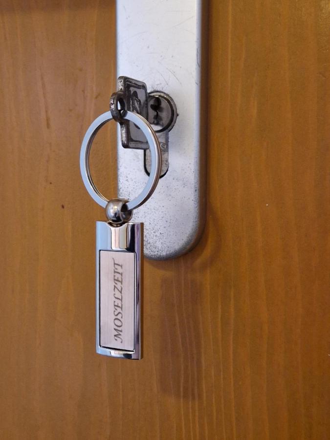 Ferienwohnung Moselzeit 알켄 외부 사진